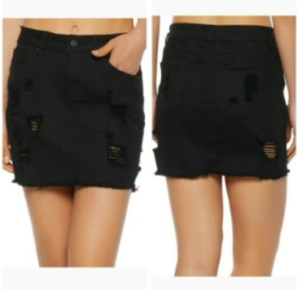 Distressed Mini Skirt - Picture 3 of 4